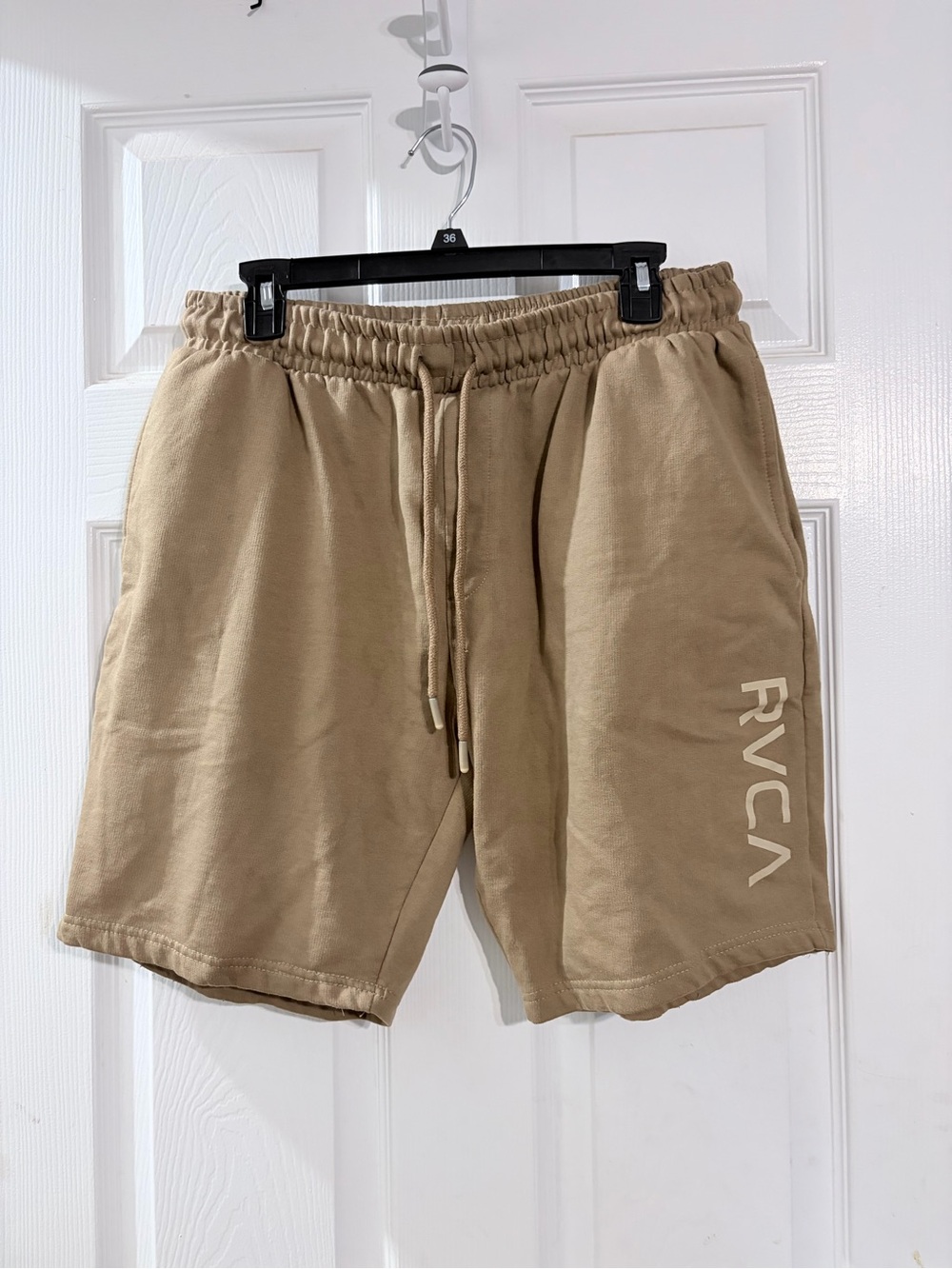 RVCA Men's Tan Khaki Lounge Shorts L Side Logo Sweat Shorts
